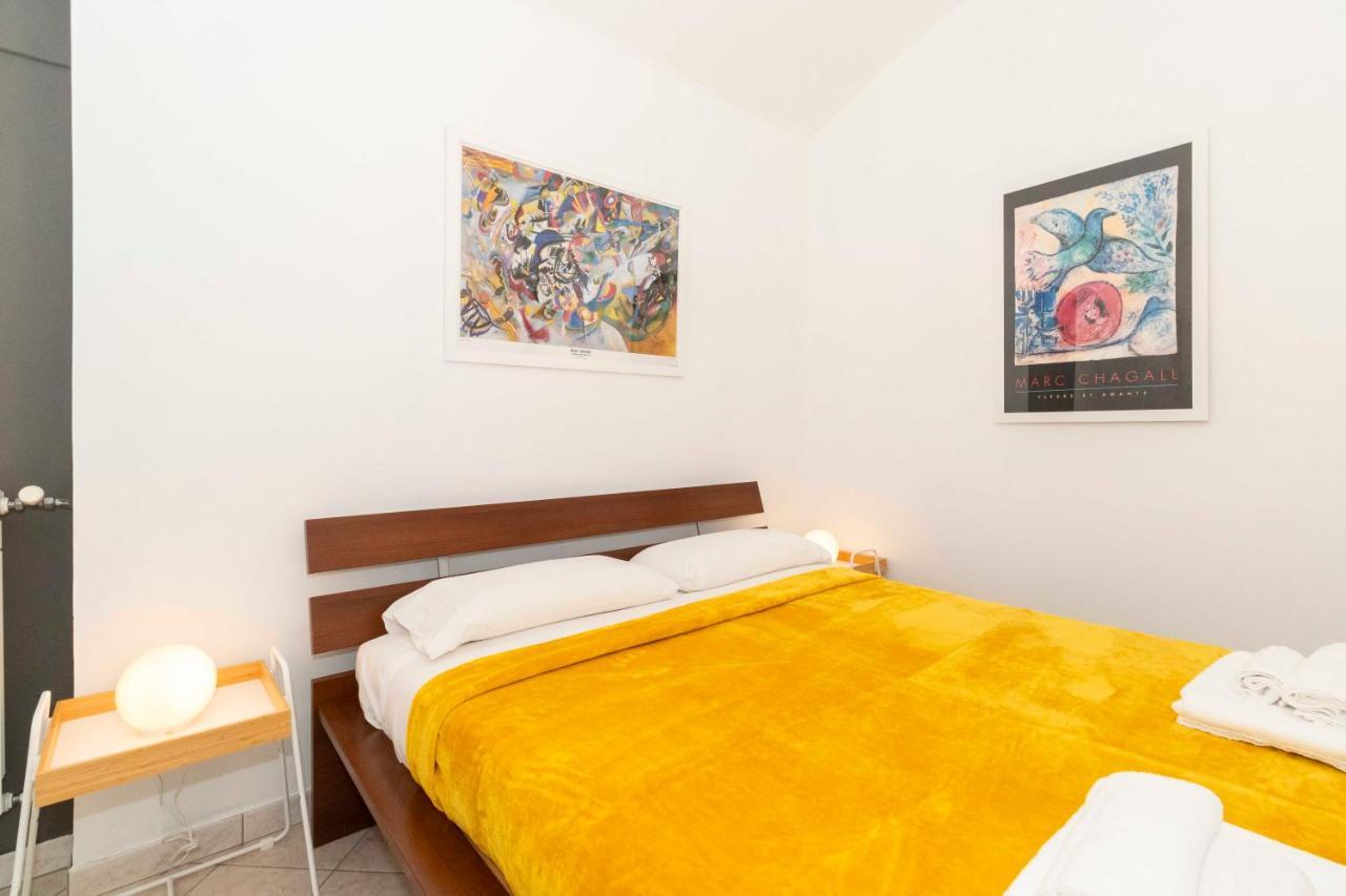 Colourful Flat San Donato Apartment Turin Exterior photo
