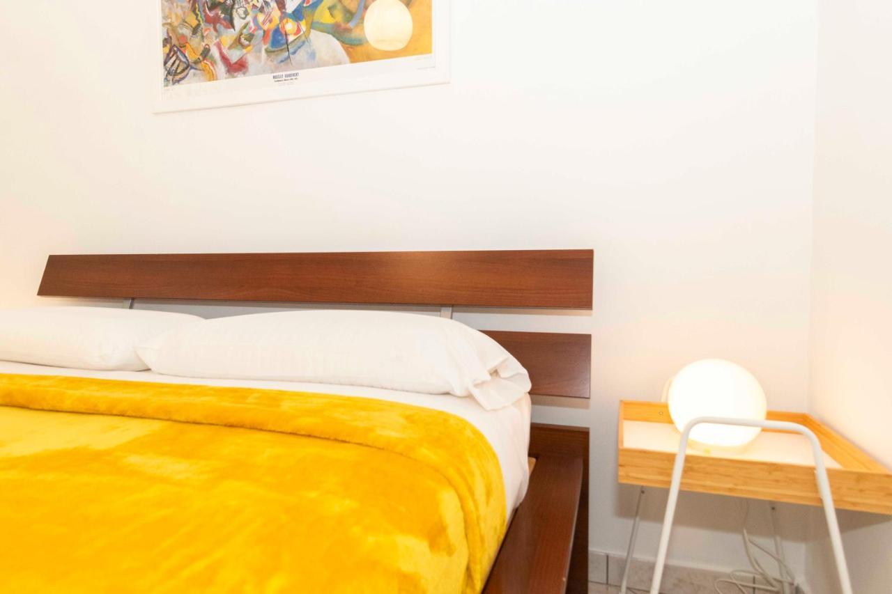 Colourful Flat San Donato Apartment Turin Exterior photo